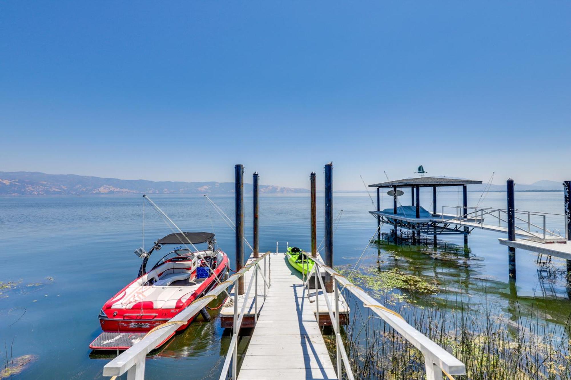 Spacious Lakeport House On Clear Lake With Dock Vila Exterior foto